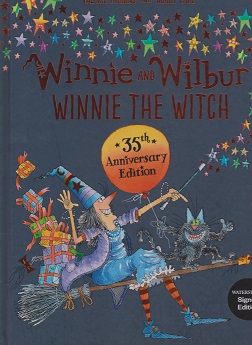 Winnie and Wilbur: Winnie the Witch by Valerie Thomas